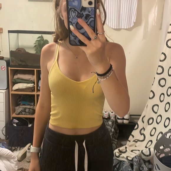 yellow tank top - Picture 1 of 1